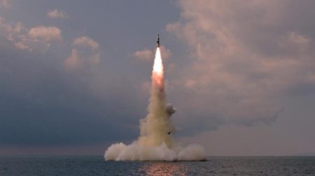 Coréia do Norte dispara míssil intercontinental; 