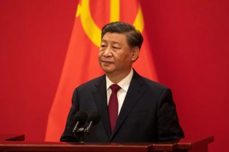 Xi Jinping se reelege pela 3ª vez como presidente da China e sem oposição