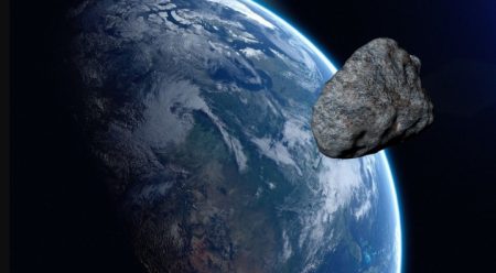 Cinco enormes asteróides passarão pela Terra; Um deles a 4,5 km de distância