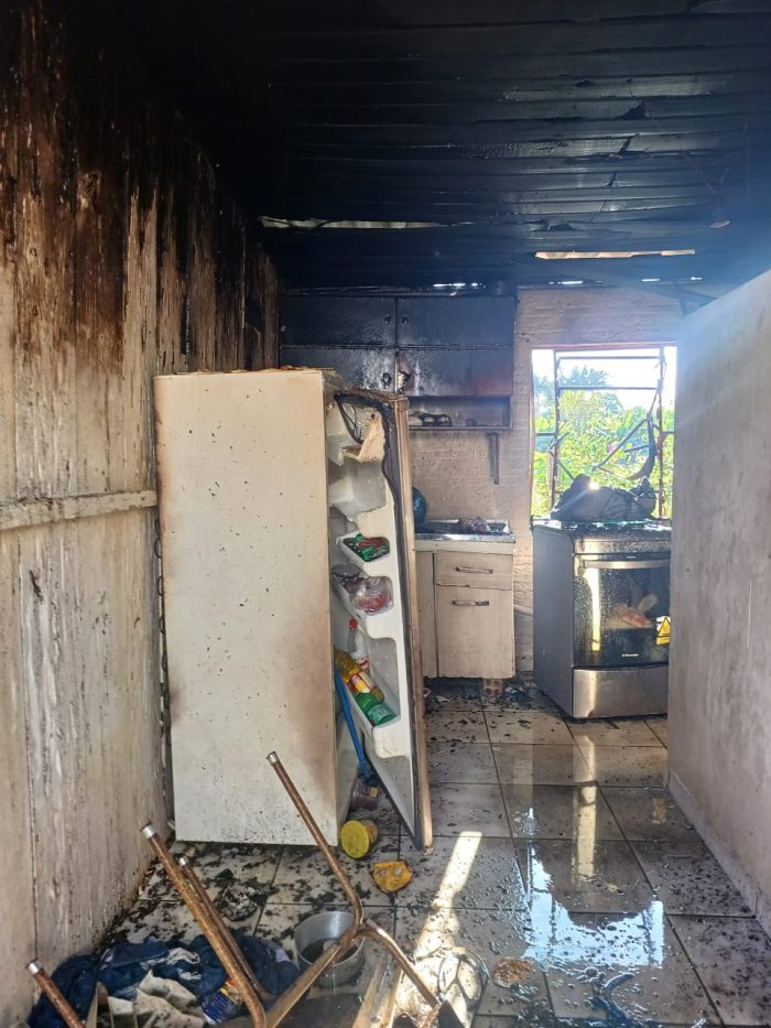 Idoso sofre queimaduras após incêndio em Timbó