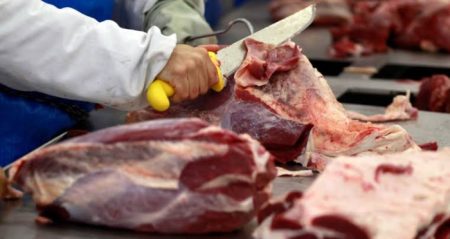 Embargo de carne bovina brasileira para a China é suspendida