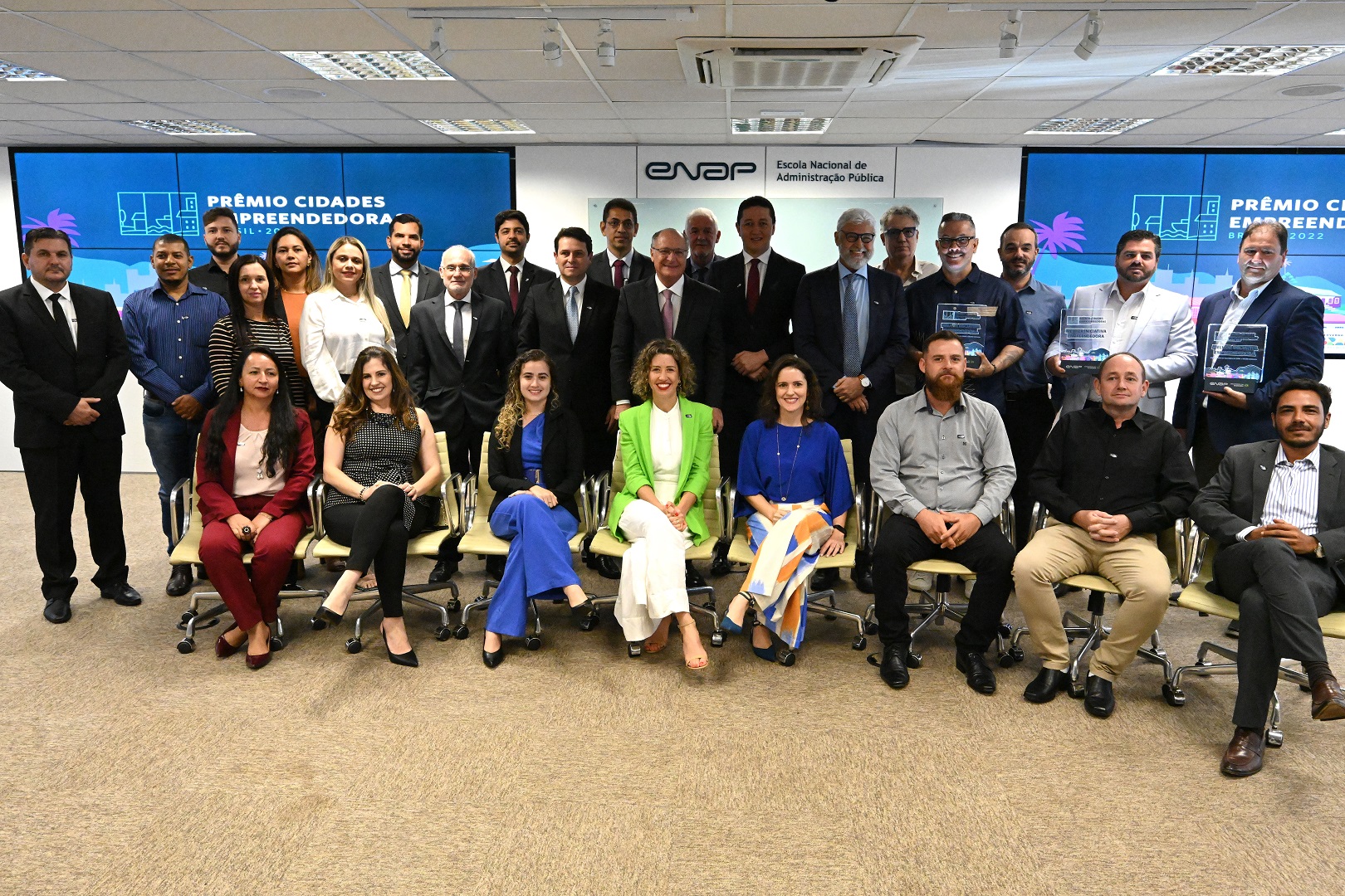 Indaial vence Prêmio Nacional com o projeto “Cidade Empreendedora – Criando oportunidades”
