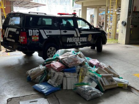 Polícia Civil incinera mais de 300 quilos de drogas em Blumenau