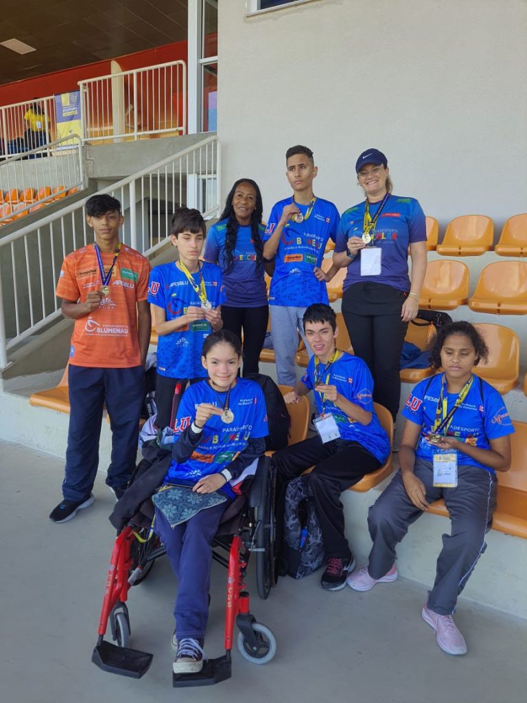 Paratletas de Blumenau competem em Brasileiro Sub 17 e Sub 20 de atletismo