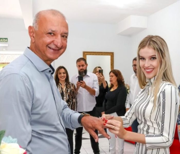 Prefeito se casa com garota de 16 anos, que se torna a primeira-dama mais jovem do Brasil