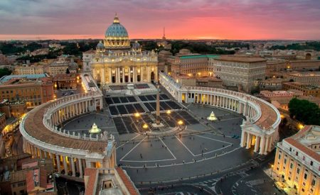 Vaticano formará força-tarefa com bispos contra a pedofilia