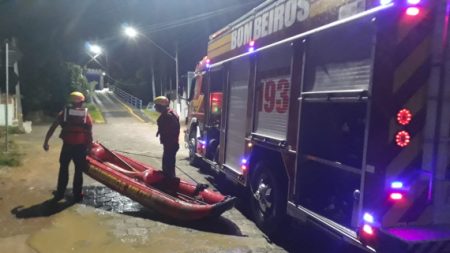 Homem tem crise de hipotermia após cair em rio do Alto Vale