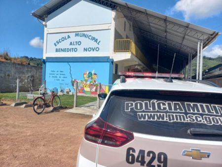 Prefeitura de Benedito Novo reforça a segurança nas unidades de ensino