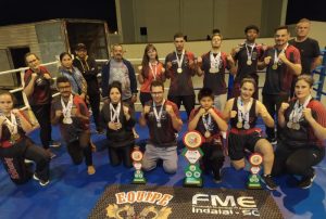 Dragões do Ringue, de Indaial, conquista título geral do Campeonato Catarinense de Kickboxing 2023