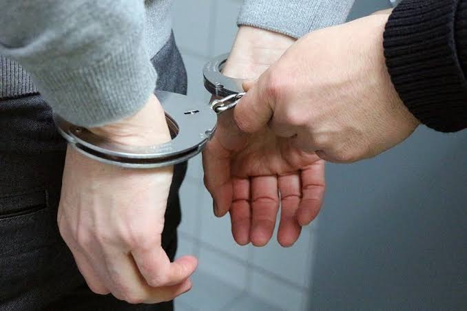 Jovem de 21 anos é preso após realizar dois furtos em Blumenau