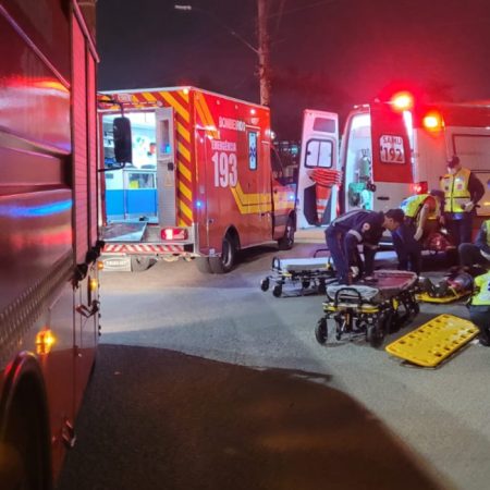 Colisão entre moto e bicicleta deixa duas vítimas em Timbó