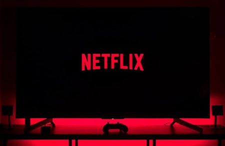 Netflix começará a cobrar taxa para compartilhamento de senhas no Brasil