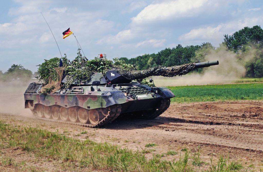 Alemanha anuncia mais 2,7 bilhões de euros em ajuda militar para a Ucrânia