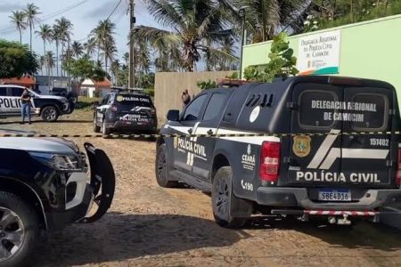 Policial se entrega após assassinar quatro colegas de trabalho em delegacia
