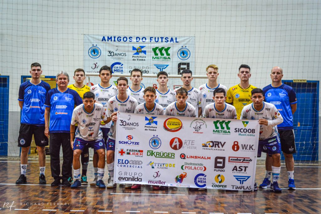 Associação Timbó Futsal garante vitória dominante sobre o Balcam pelo Campeonato Catarinense