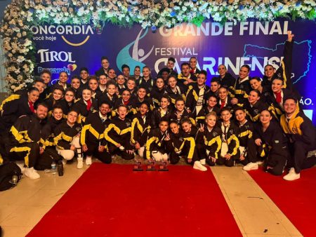 Grupo Andreia Mendes de Timbó brilha e é o grande vencedor do Festival Catarinense de Dança 2023