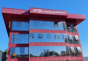 Alunas denunciam casos de assédio na UFSC de Blumenau