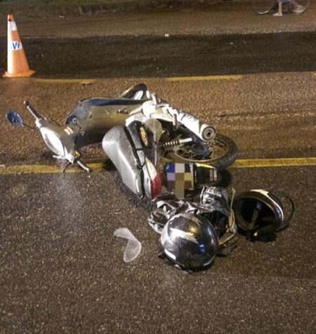 Três pessoas ficaram feridas após colisão envolvendo moto e bicicleta na SC-477