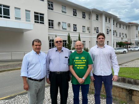 Luciano Hang lidera campanha de reforma de leitos do SUS no Hospital Azambuja, em Brusque