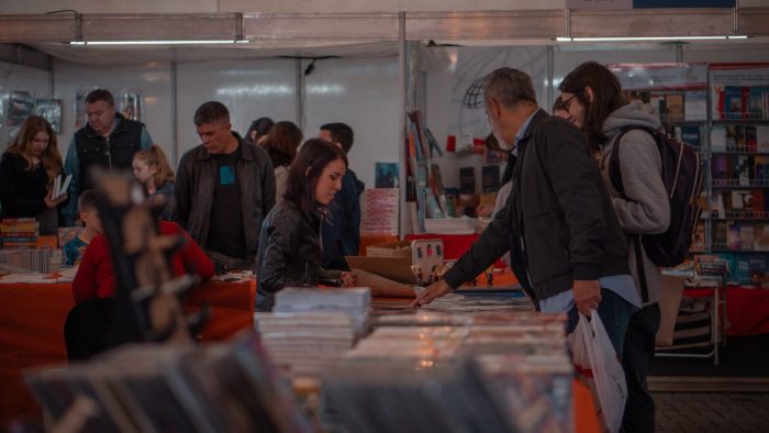 Feira do Livro de Timbó recebe mais de 15 mil pessoas em cinco dias de evento