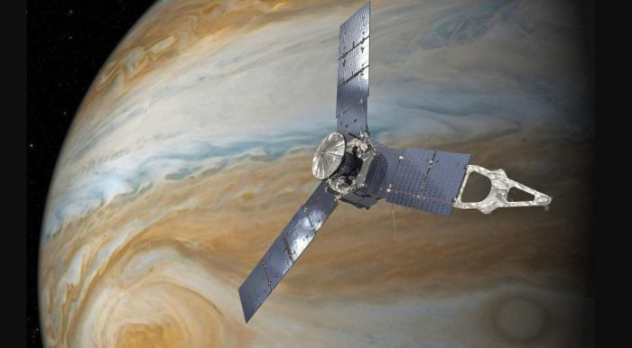 Relâmpago verde em Júpiter é fotografado pela primeira vez por sonda