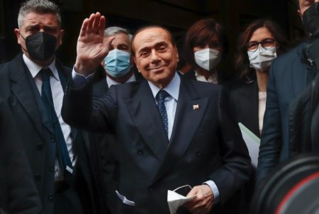 Morre Silvio Berlusconi, ex-primeiro-ministro italiano e dono do Milan, aos 86 anos