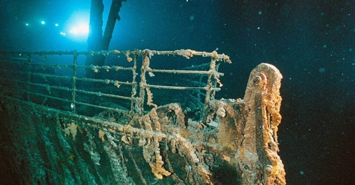 Caso submarino: aviões de buscam captam 'sons de batidas' vindas do oceano