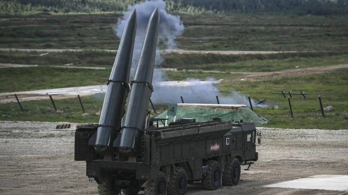 Putin posicionará armas nucleares táticas em Belarus em resposta à contraofensiva ucraniana