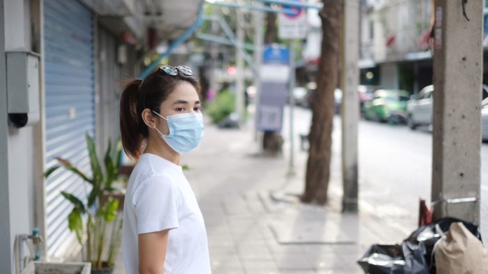 "Escola do sorriso" ensina japoneses a voltarem a sorrir após a pandemia