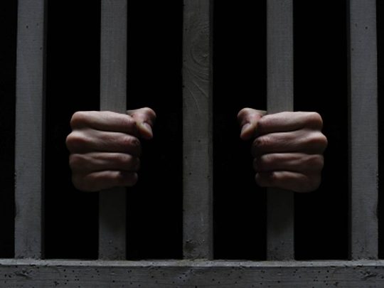 Homem acusado de abusar de duas meninas é preso em SC
