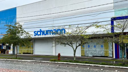 Loja Schumann fecha filial de Timbó e outras 28 lojas por inadimplência; entenda
