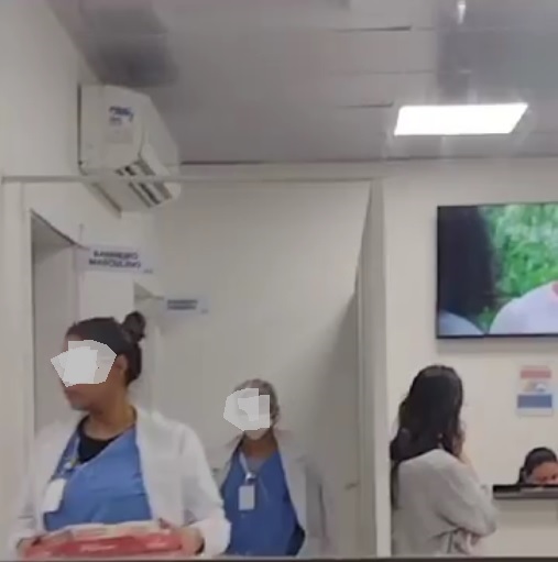 Funcionários do Hospital de Gaspar são flagrados pedindo pizza