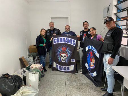 Motoclube Guaranis Capítulo Timbó realiza doação de agasalhos