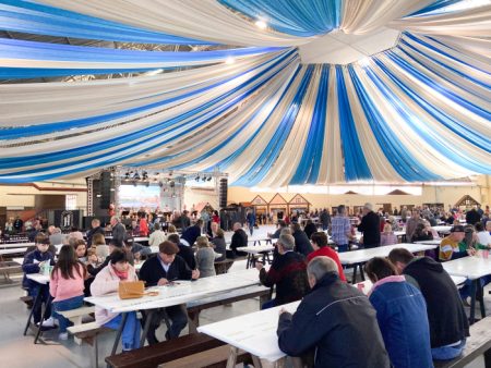 Festa do Colono de Timbó reúne cerca de 1200 pessoas 