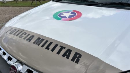 Veículo furtado é recuperado em Blumenau após denúncia de abandono
