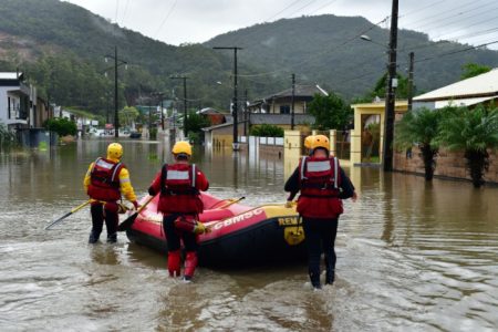 Governo federal libera R$ 280 milhões para Santa Catarina e outros três estados afetados pelas chuvas