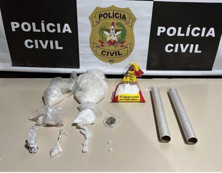 Polícia Civil prende dupla por tráfico de drogas em Balneário Camboriú 