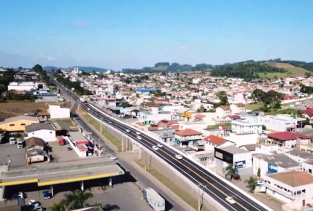 Viaduto da BR-470 em Pouso Redondo entra em operação
