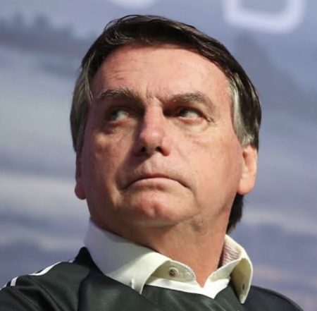 TSE multa Ex-Presidente Jair Bolsonaro por Campanha Eleitoral Irregular