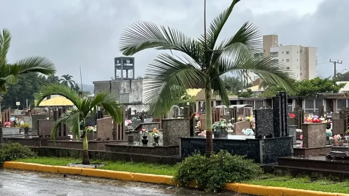 14 famílias já foram prejudicadas após golpe no Cemitério de Indaial
