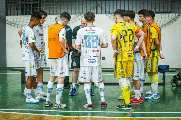 Associação Timbó Futsal garante o 1º lugar na fase regional da OLESC