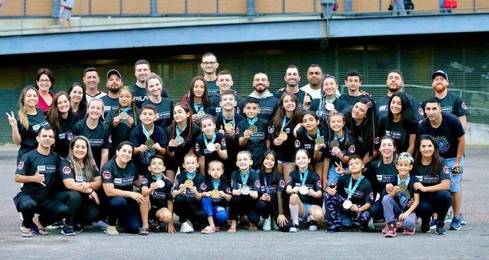 Equipe de Jiu-Jitsu da FME Indaial brilha e conquista 18 medalhas no Campeonato Sul-Americano Kids 