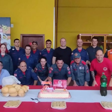 Corpo de Bombeiros de Timbó celebra 22 anos de serviço dedicado à comunidade