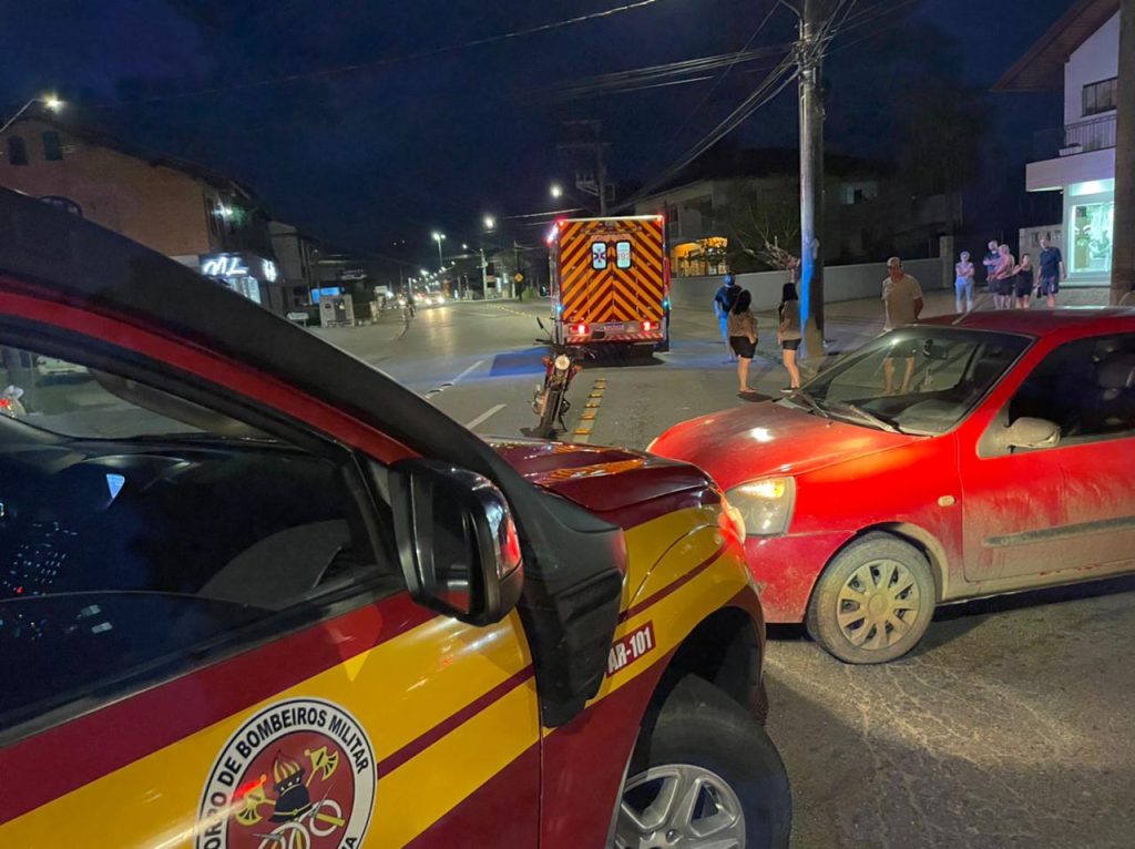 Acidente de trânsito deixa homem de 43 anos ferido em Timbó