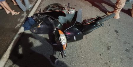 Motociclista fica gravemente ferido após colidir contra uma Hilux em Ilhota