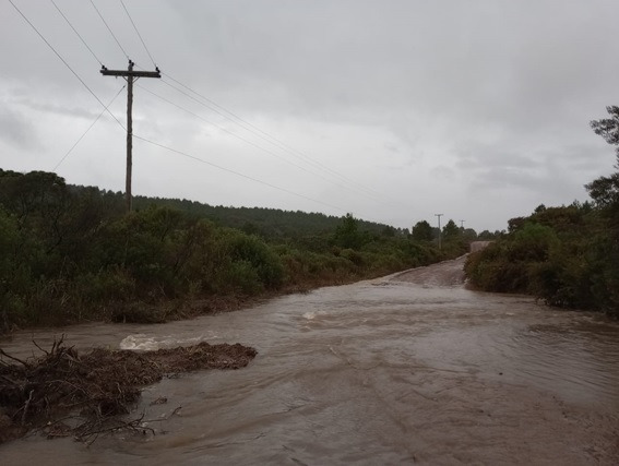 Fortes chuvas causam alagamentos, inundações e afeta famílias no sul de SC