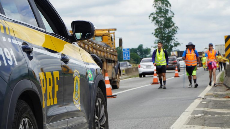179 acidentes e 4 mortes são registrados em rodovias durante o feriadão de Nossa Senhora Aparecida 