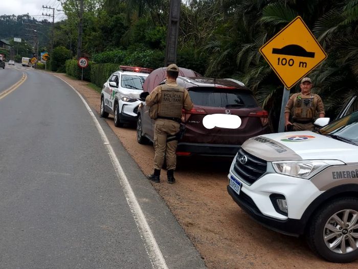 Polícia Militar de Benedito Novo recupera veículo roubado há mais de 2 meses