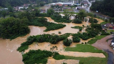 Reunião do GRAC avalia impactos das chuvas e se prepara para o final de semana em Benedito Novo