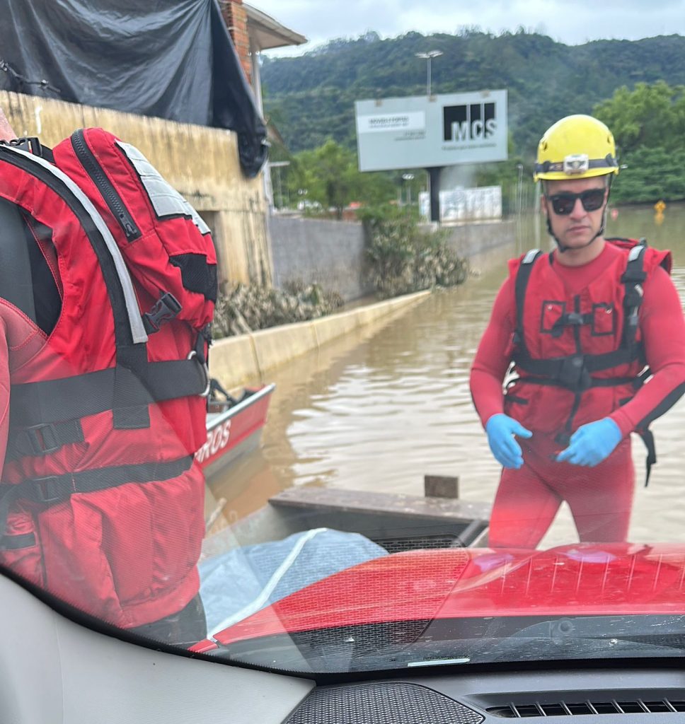 Idosa de 75 anos morre afogada após se desequilibrar e cair na água em Rio do Sul